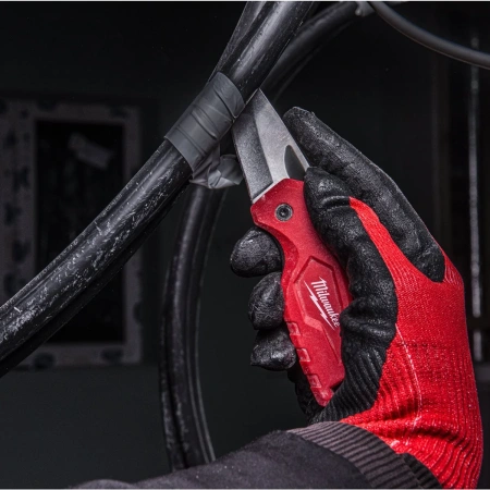 Compact pocket knife