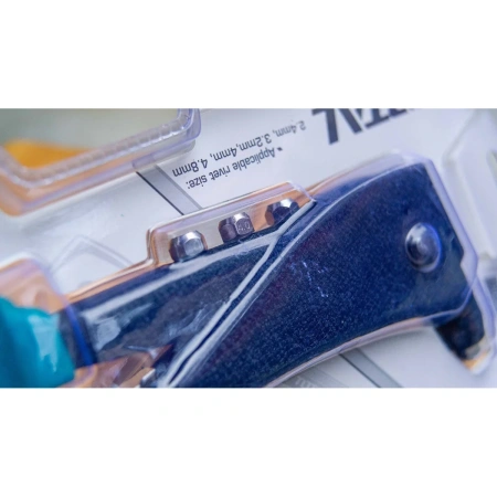 THT32105 Hand Riveter