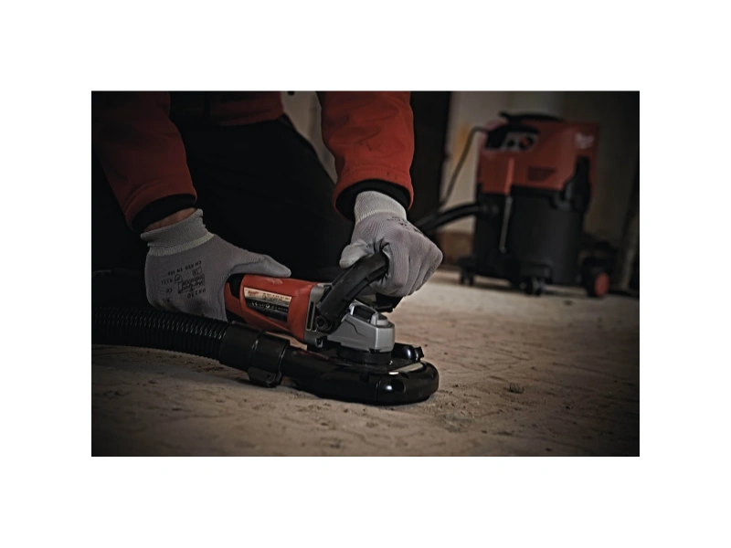 1,550W angle grinder with grinding guard