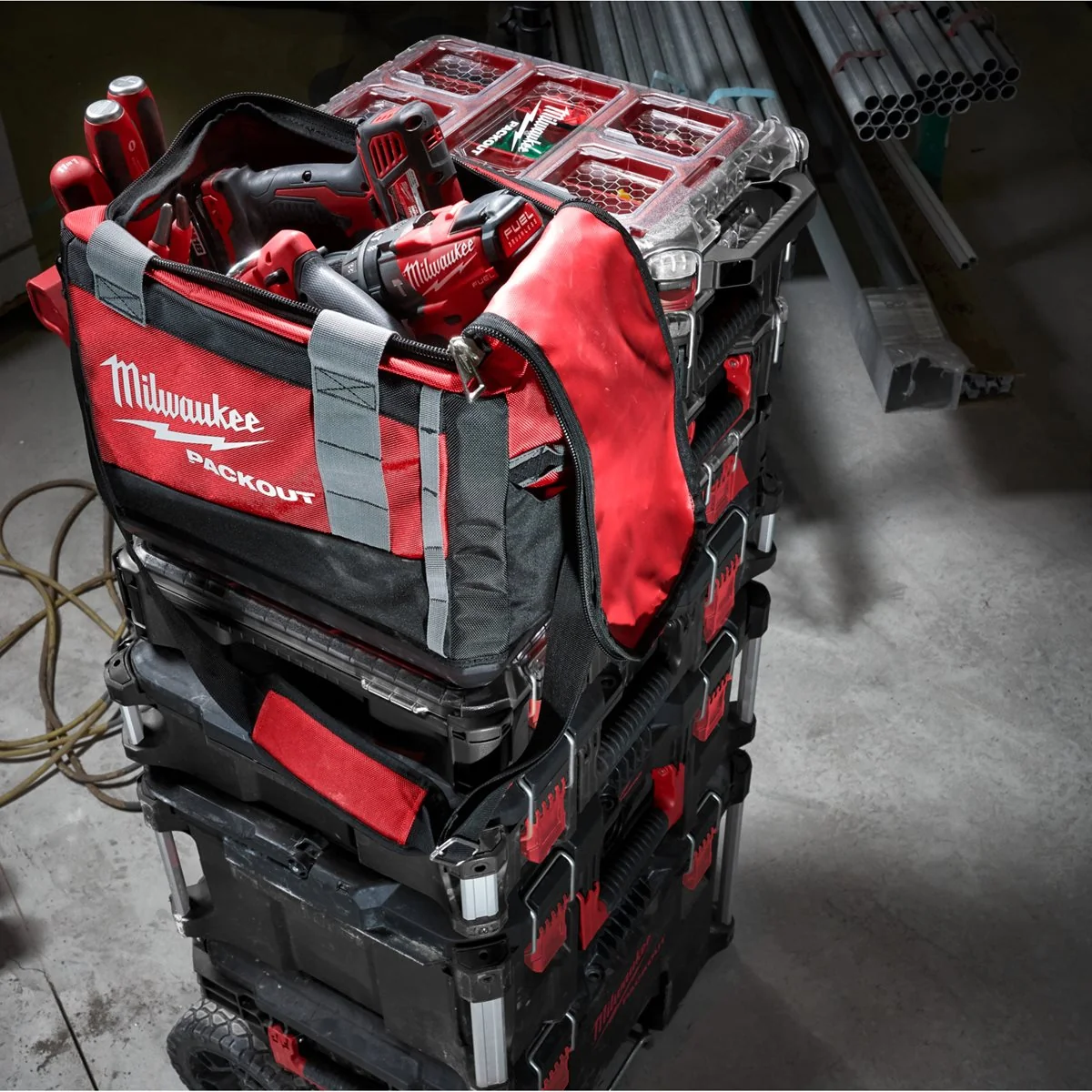 PACKOUT™ duffel bag