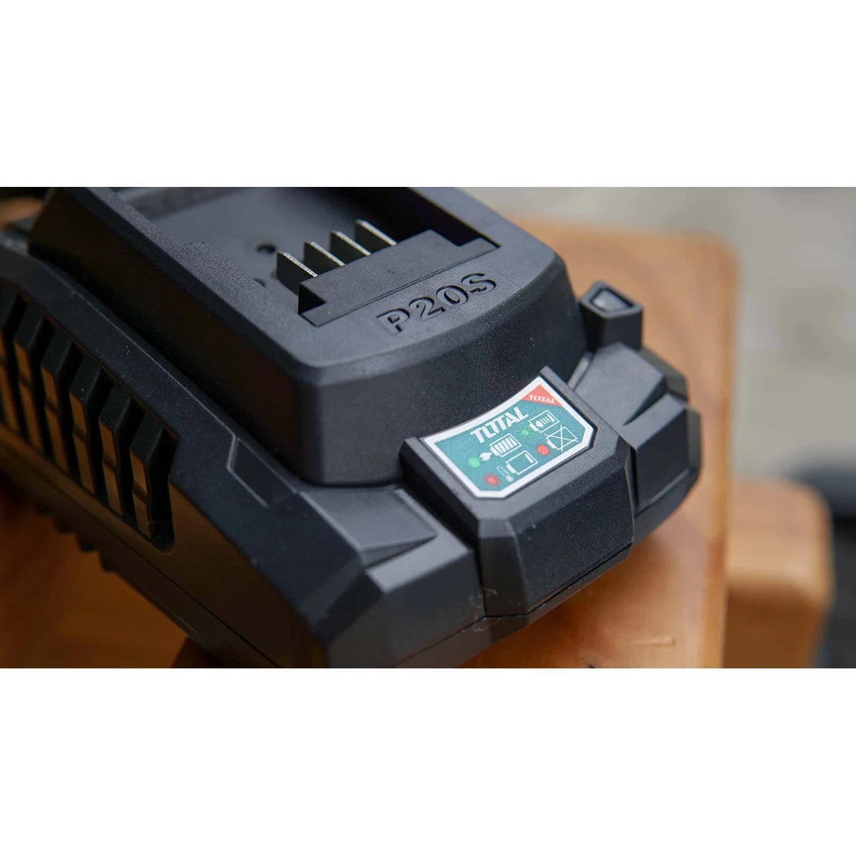 TFCLI2001 Fast Intelligent Charger